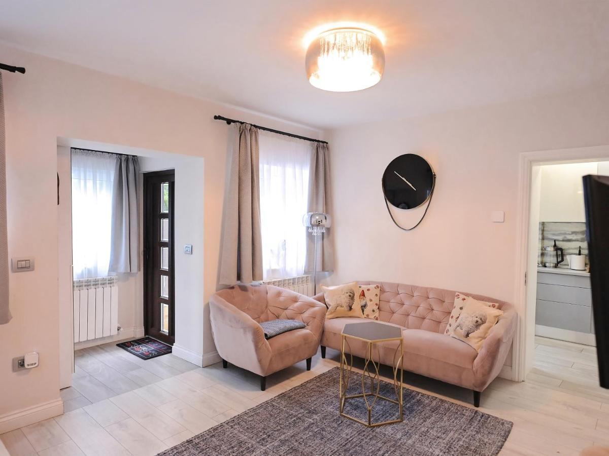 Villa Ase Premium House Suceava Exterior foto